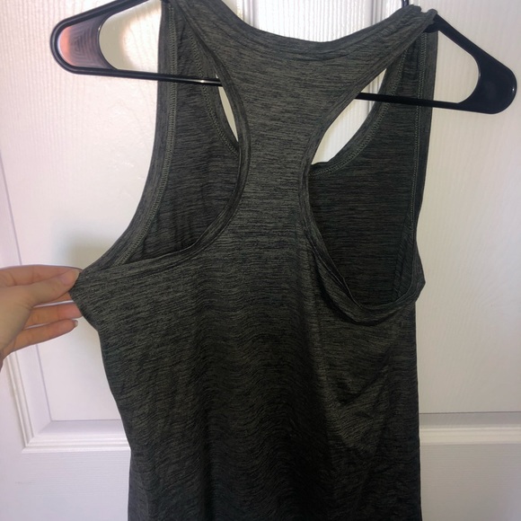 gray tank, soft and durable - Picture 2 of 3